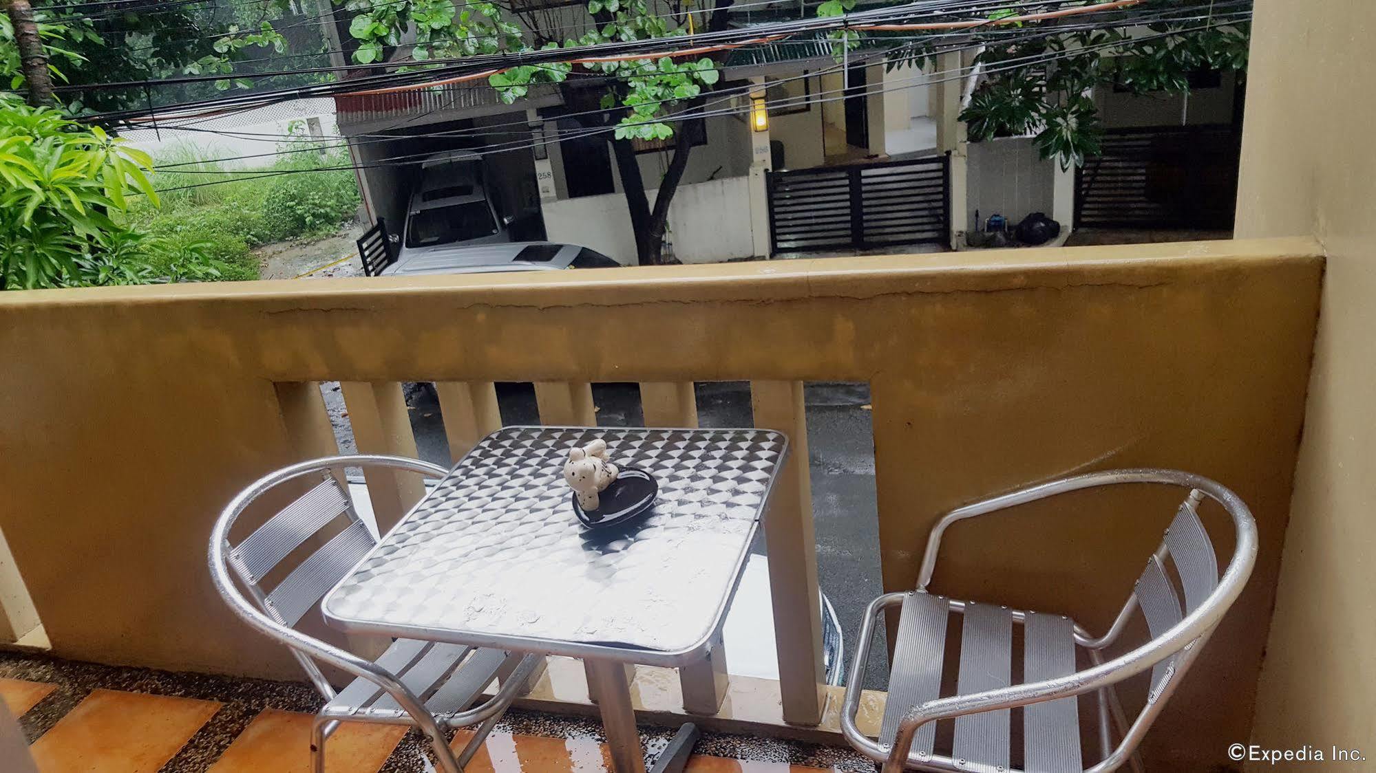 Casa Amapola Manila Bed & Breakfast Taguig Exterior photo
